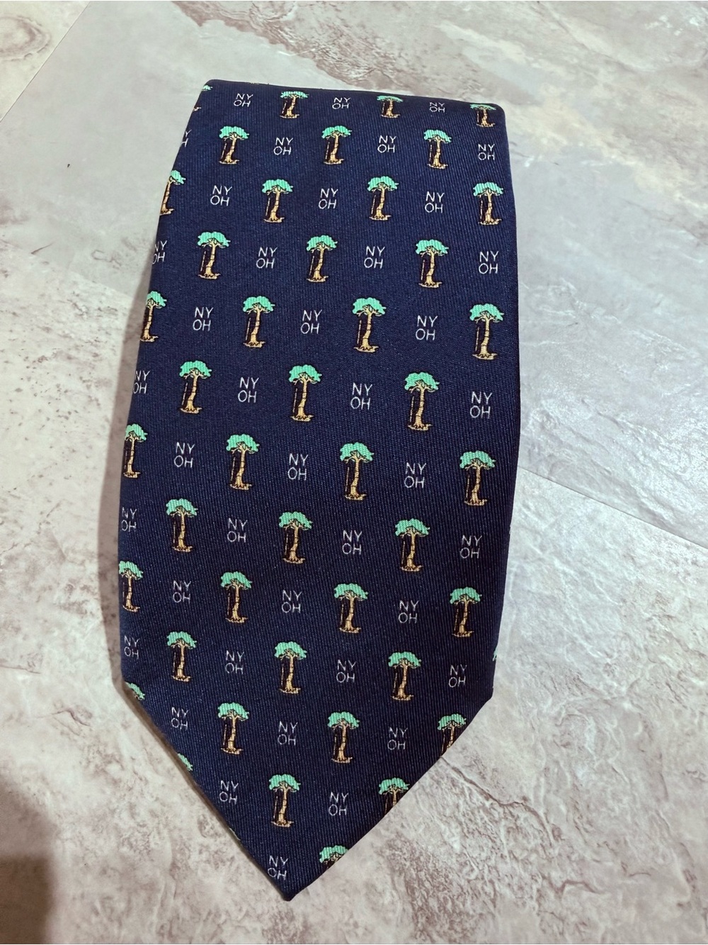 Vineyard Vines Custom Collection Silk Tie Columbia OH Palm Tree Navy Blue